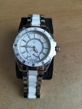 montre femme Guess collection