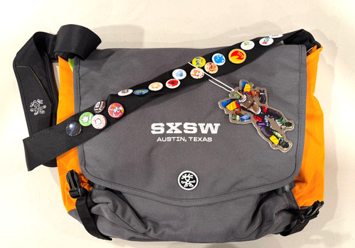 Crumpler strong tron - crumpler, dr.