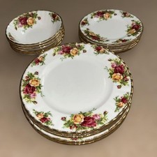 Assiette Royal Albert 15 pièces Old Country Rose du Japon