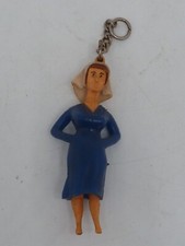 FIGURINE ANCIENNE PVC PLASTIQUE BONNE SOEUR INFIRMIERE