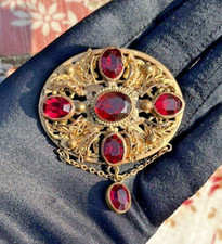 Ancien bijou de théâtre fin XIXe, ANCIENNE BROCHE FANTAISIE pomponne/ verroterie