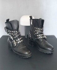 BOOTS ZARA CLOUTEES EN CUIR NOIR T37