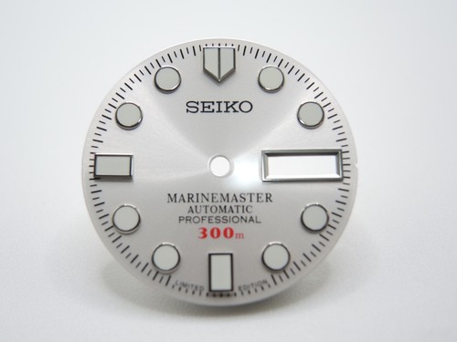 New silver sunburst - silver, dial