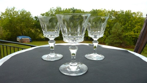Baccarat verre à - 1, en