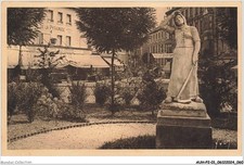 AUHP2-0119-01 - BOURG-EN-BRESSE - square joubert la sarcleuse bressanne de a m