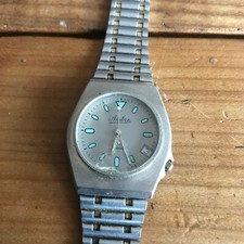 montre bracelet N1482 quartz ambre NE FONCTIONNE PAS 