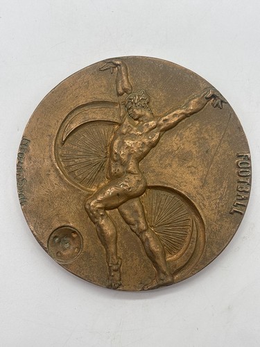 Médaille football bronze 1975