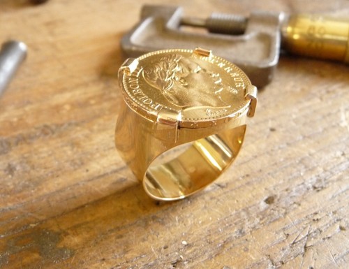Chevalière ronde douillée - or,