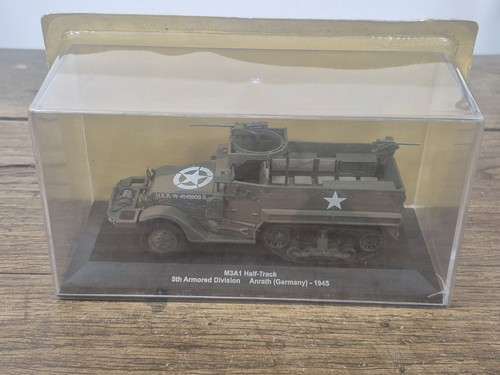 Véhicule militaire miniature - véhicule,