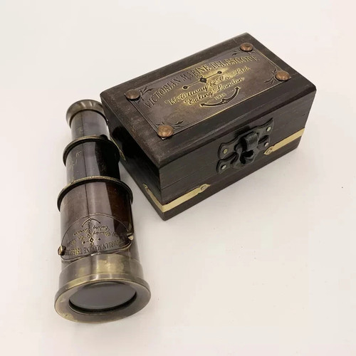 Ancien télescope maritime