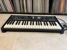 ROLAND RS 09 organ / string