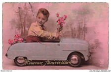 AVMP9-0799-ENFANT - HEUREUX ANNIVERSAIRE - PETIT GARCON DANS UNE PETITE VOITUR