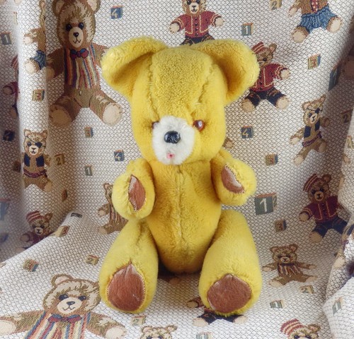 Ancien ours jaune - jaune, /