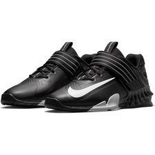 NIKE SAVALEOS Chaussures