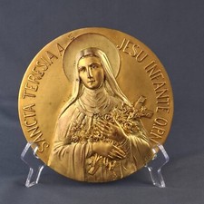 Médaillon Plaque Religieux Bronze Ciselé Doré Sainte Thérèse Diamètre 18,3 cm
