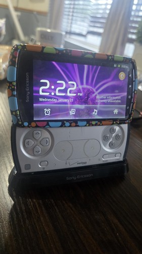 Sony ericsson xperia play - ericsson,