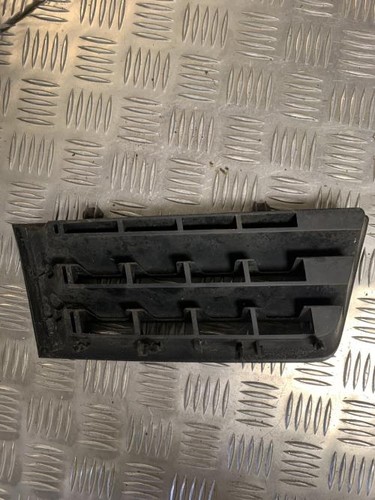 Grille calandre gauche - grille, de