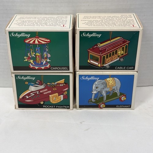 Lot schylling tin toy - lot,