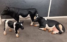 Joli lot de 3 figurines SCHLEICH: Vache + Taureau + Veau  C75