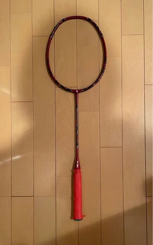 Yonex racket voltric 80e - voltric,