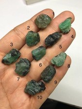 Naturel Émeraude Brute Pierre