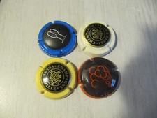 CAPSULE DE CHAMPAGNE  divers ( 2 Veuve Emile )