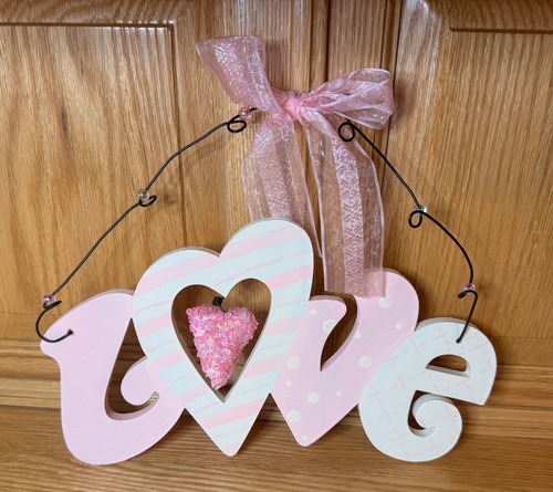 Love wall hanging - hanging,