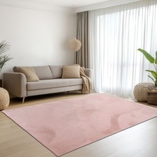 Tapis rose doux et soyeux effet lapin brillant