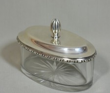 Charmant sucrier ovale en