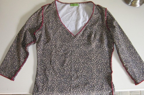 Velvet animal print maroon - print,