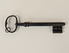 Clé ancienne fer forge (d5.74)