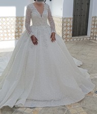 Sublime robe de mariée princesse réalisée par Sima Couture.