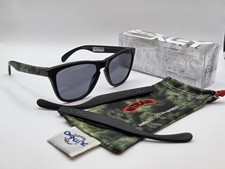 Oakley Frogskins X Nitraid