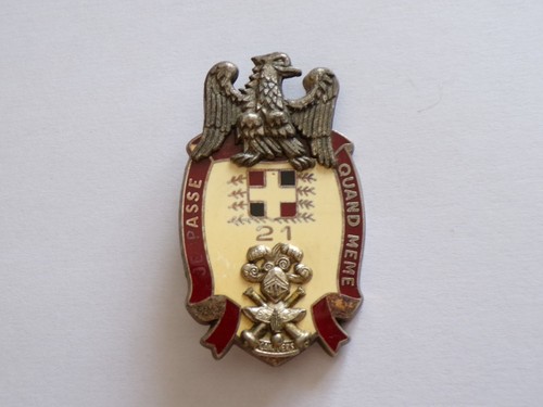 Insigne militaire - militaire, 21°