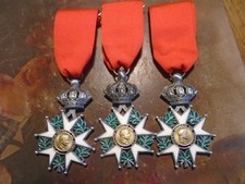 Lot de 3 Médailles militaire