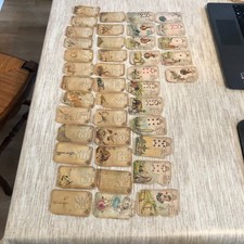 lot de deux  anciens  jeux de  carte divinatoires incomplet