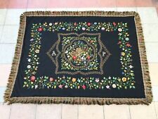 Broderie ancienne Tenture