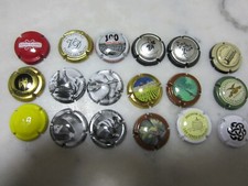 17 capsules champagne et 1 crémant pour collectionneurs
