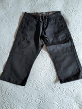 bermuda,  gris, à revers   -