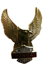  PIN'S MOTO /   SIGLE  HONDA    /  RARE   1
