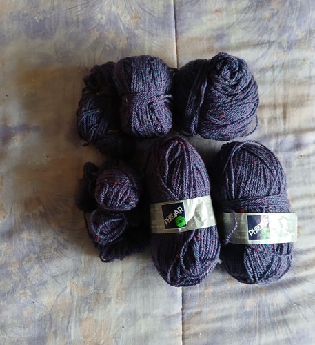 Lot pelotes de laine - de,