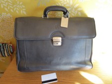 CERRUTI 1881 Sacoche Cartable 100 % cuir noir souple BON ETAT 