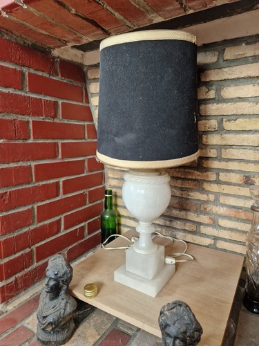 Lampe albatre très bon - en,