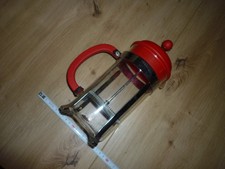 CAFETIERE A PISTON BODUM rouge en bon état