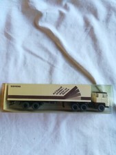 MINIATURE AU 1/87  DE VIKING 