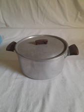 Ancienne Marmite, faitout avec couvercle Alu Pur FAMU Poignées Plastique