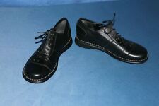 NEW  LANDER  cuir Noir motifs cloutés T 36 TBE