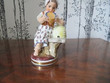 ancienne figurine jeune fille