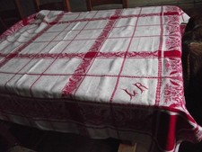 / ? LINGE ANCIEN ( nappe damassée Et monogramme  )  ?  /