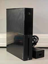 Console XBox One 500Go sans manette,avec câbles garantie 1 an